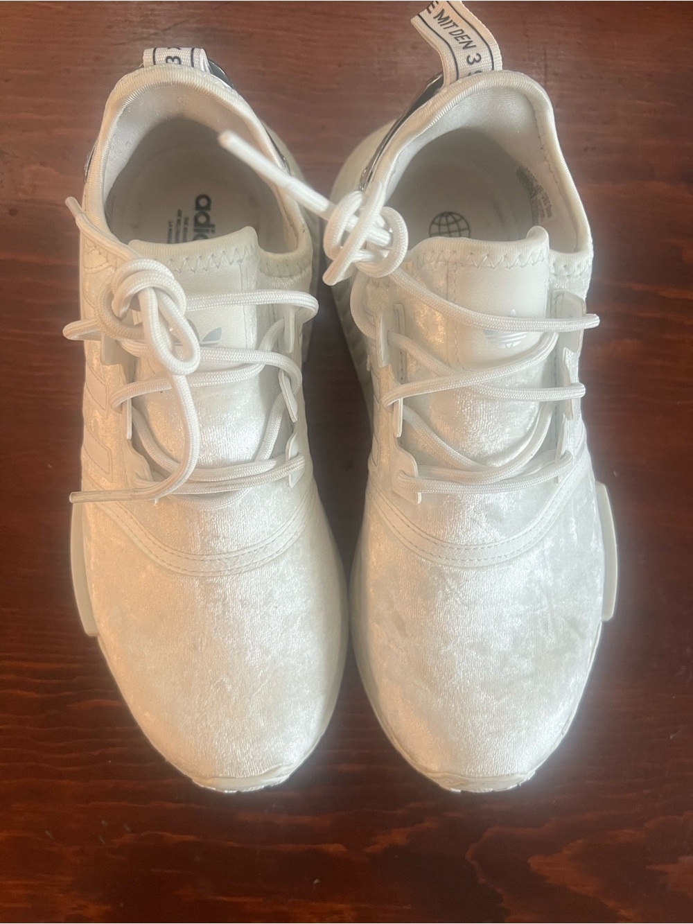 Adidas NMD_R1 Velvet White Sneakers Women’s Size 7 Boost Running Shoes